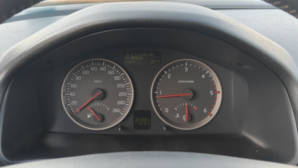 Volvo V50 2.0 диз 2006 рік авто машина для ЗСУ Військових