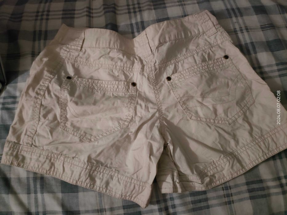 Rewelacyjne_Spodenki_Bawełna/ Kremowe_36 _Okazja