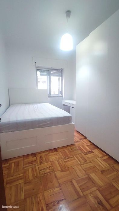 Quarto Individual com WC Privativa (apenas homens) – Lumiar |...