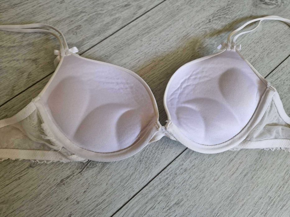 H&M biały biustonosz super push up z koronką 70B