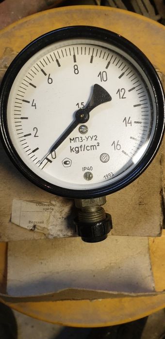 Продам манометр МТ 60 1.5, 2.0, 4.0а., МТП 100, на 16 и 60 атмосфер.