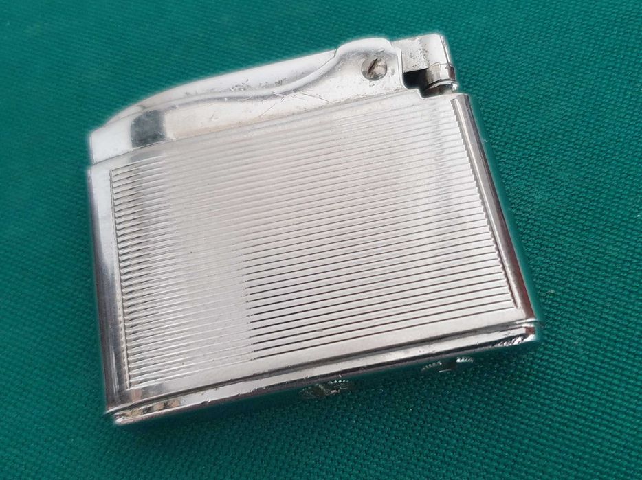 Isqueiro Ronson Adonis, a gasolina, Anos 50 - Made in England