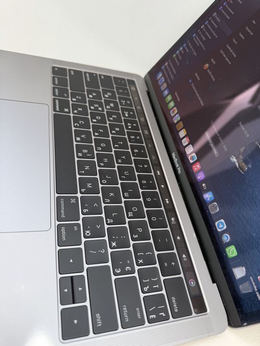 MacBook Pro 13 Touh Bar