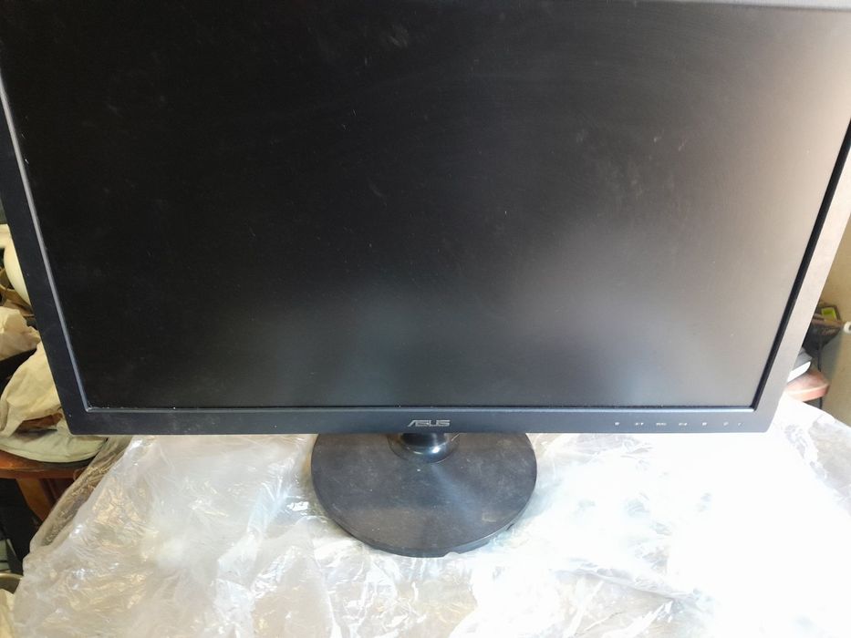 Монітор 22 дюйми