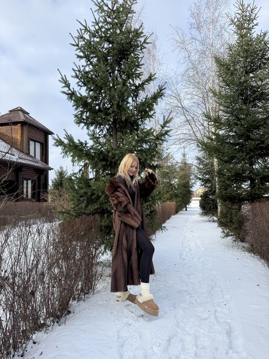 Норкова натуральна шуба довга lux fur