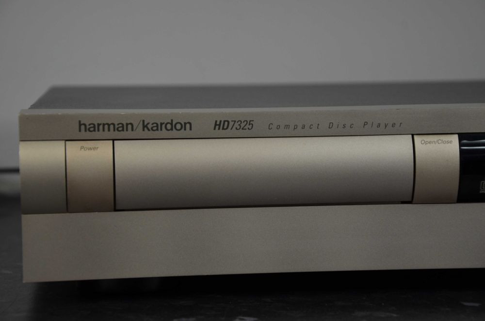 Odtwarzacz CD Harman Kardon HD7325 złoty / czarny