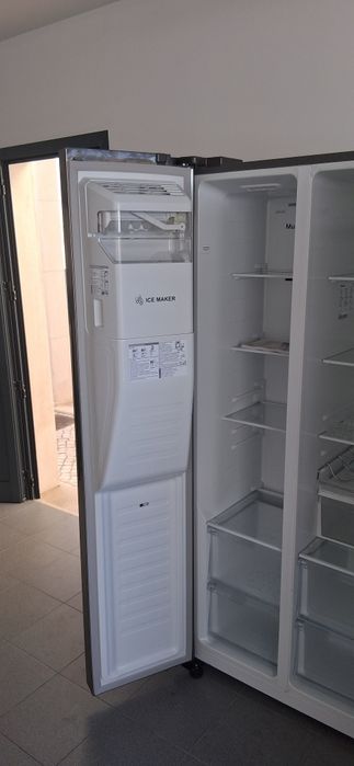 Frigorífico Americano Hisense