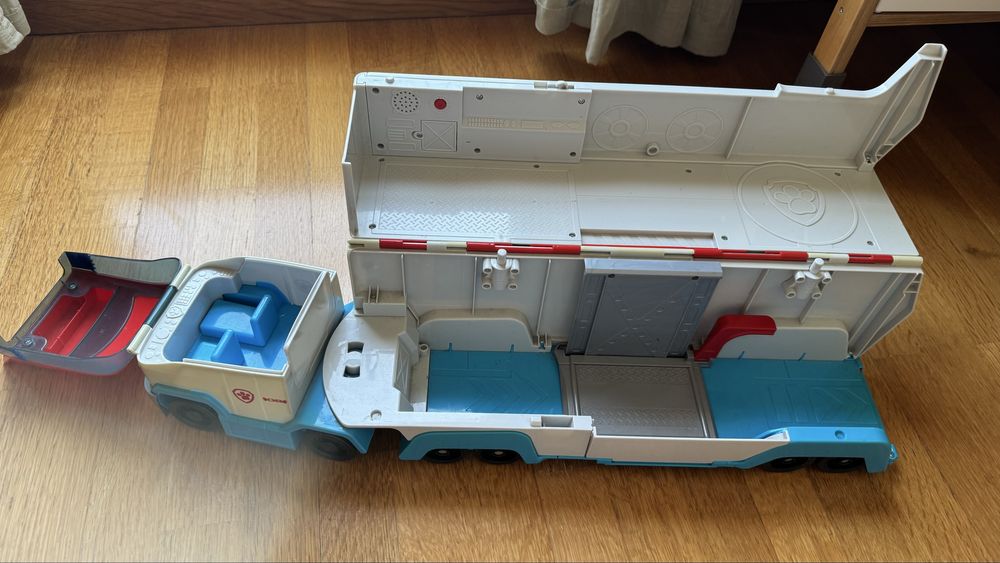 Caminhao patrulha pata