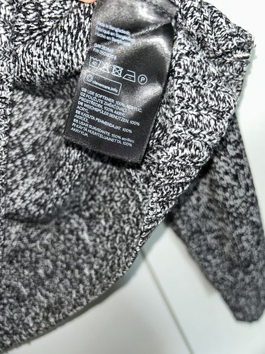 Szary sweter z H&M