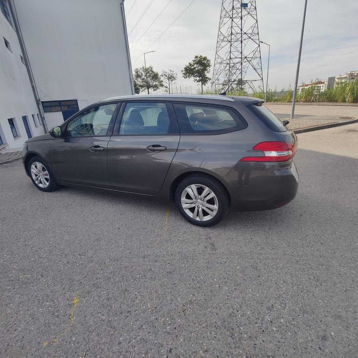 PEUGEOT 308 SW 1.6 BlueHDi — photo 3