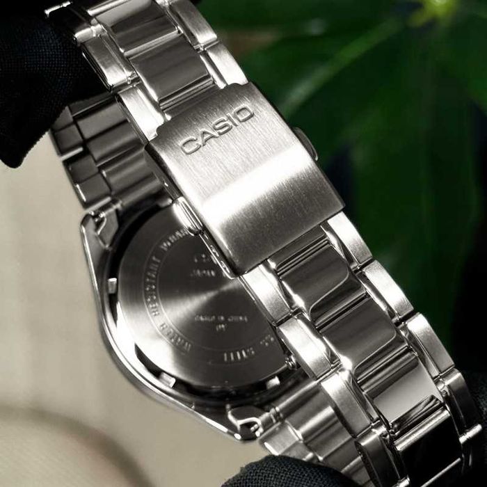Чоловічий годинник Casio MTP-1384D-7AV Classic