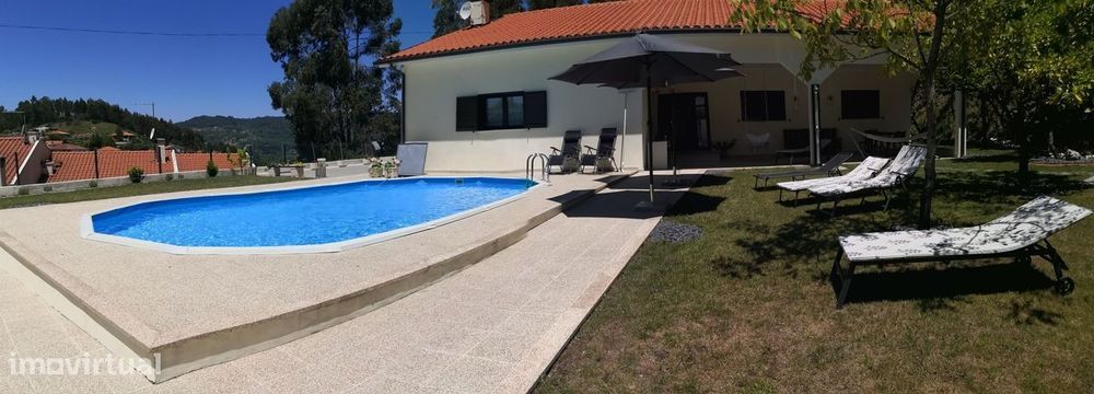 Moradia T5 com Piscina e lote de 5800m2 em Arnóia