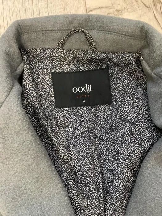 Пальто жіноче сіре Oodji р. Xs для дівчинки