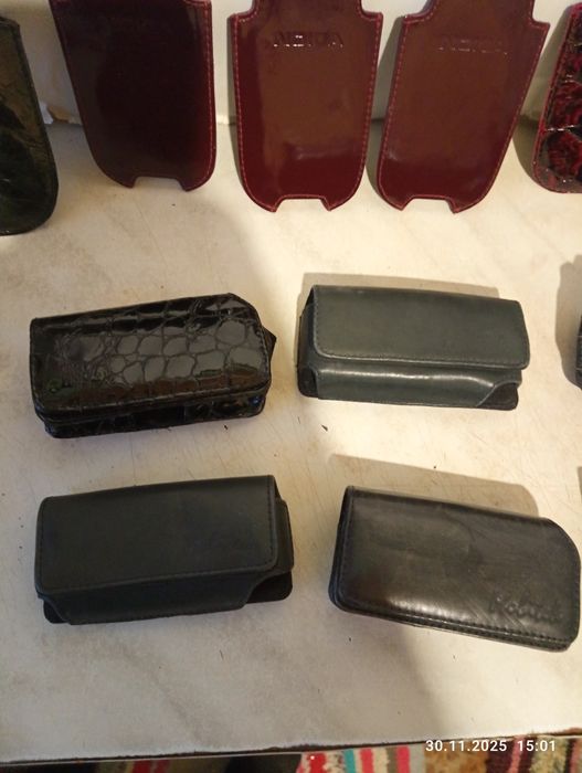 Винтажные чехлы для телефонов.