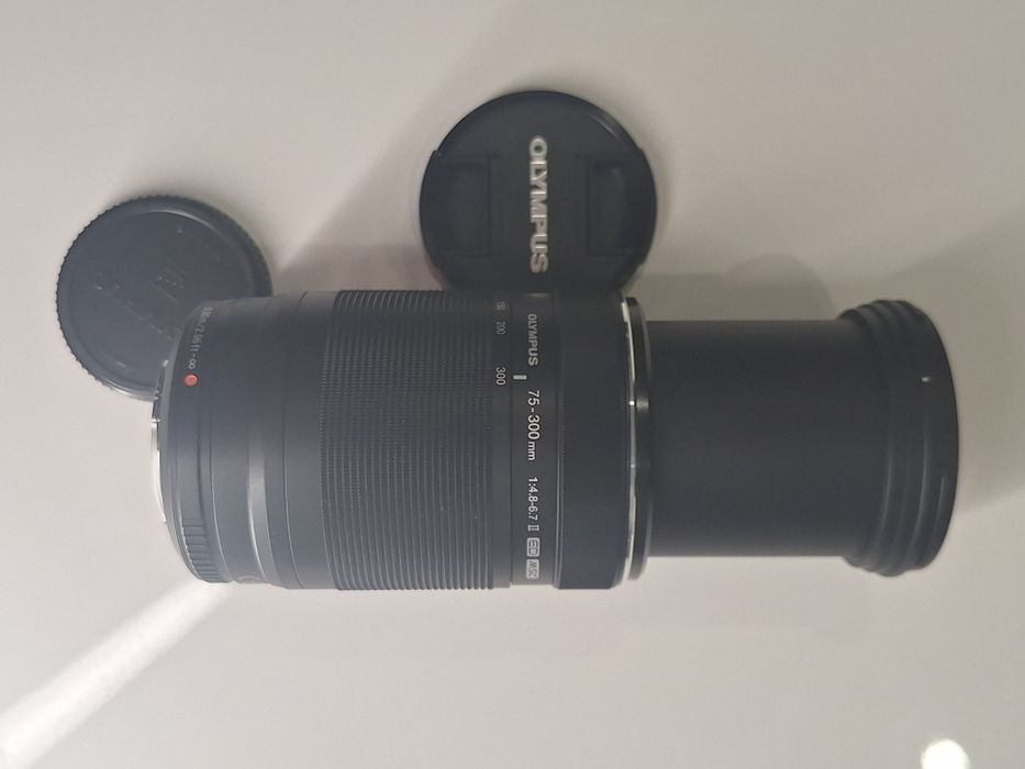 Olympus M.Zuiko Digital ED 75-300mm f/4.8-6.7 II – Estado Imaculado