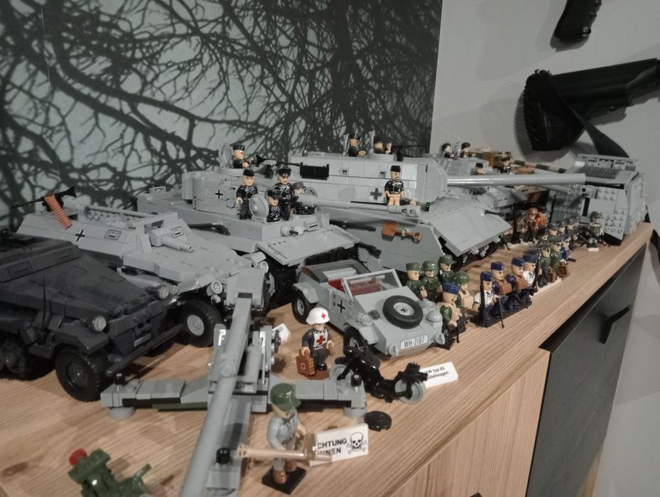 Kolekcja Cobi w bardzo dobrym stanie