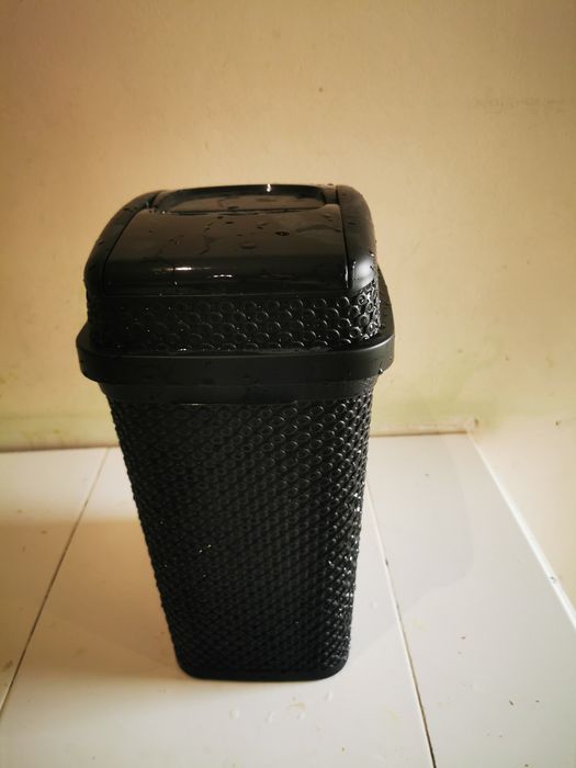 Lixeira prática Cozinha/WC