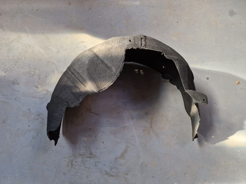 Nadkole tylne prawe Ford Mustang 2015, 2017, 2019, 2020, 2021, 2022