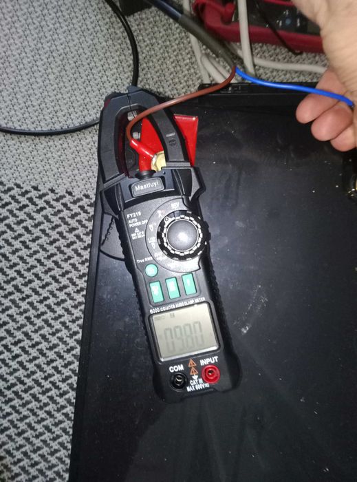 Продається зарядний пристрій для 24В LiFePo4 акумулятора