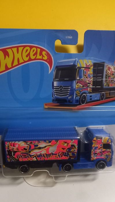 Mercedes-benz actros hot wheels