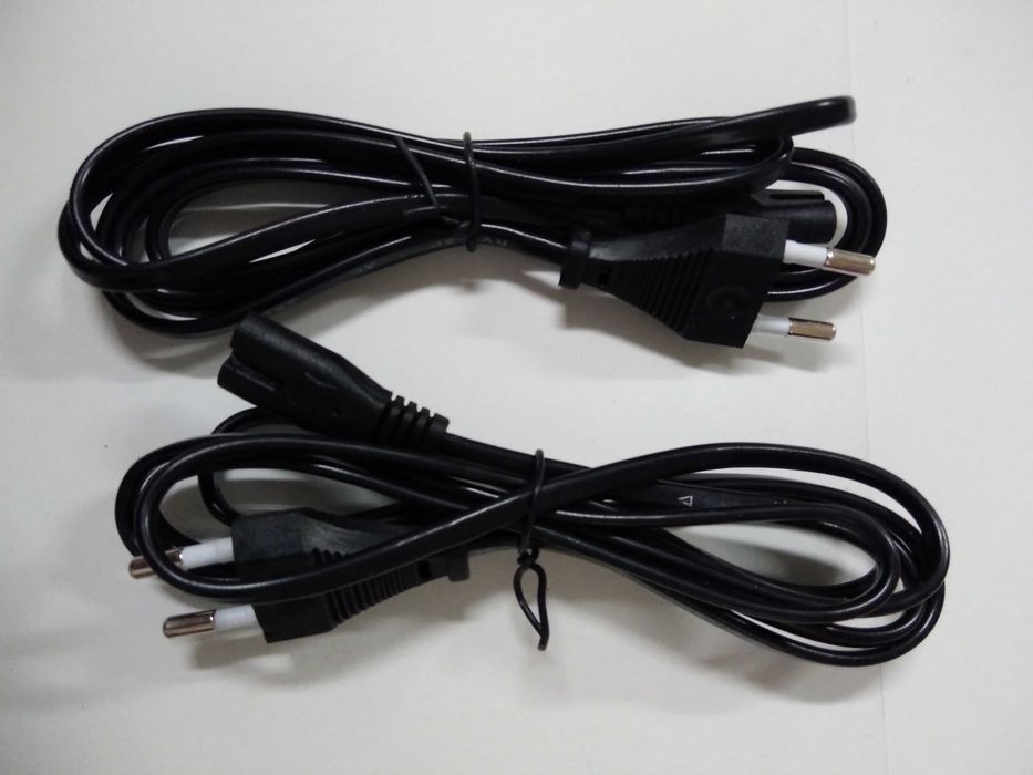 Кабель питания  220V в розетку