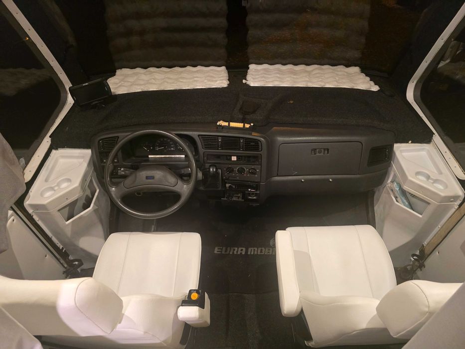 autocaravana muito bom estado  aceita retomas para facilitar negócio