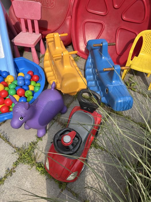 Hustawka bujak little tikes wieloryb plac zabaw