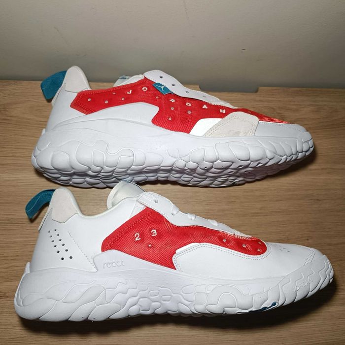 Jordan Delta 2 r. 48,5 (32 cm) Chile Red/White-Grey Fog