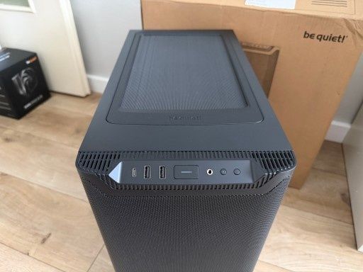 Obudowa be quiet! Pure Base 501 Airflow Window + 4x be quiet! Pure Wings