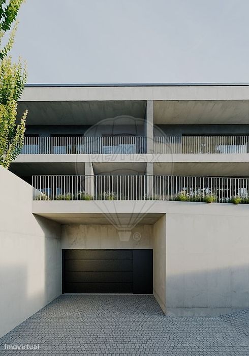 Apartamento T1 para venda — Lodares, Porto