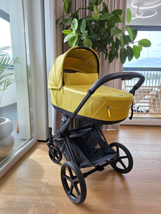 Wózek Cybex Priam 4.0 Platinium zestaw 3w1 gondola i spacerówka