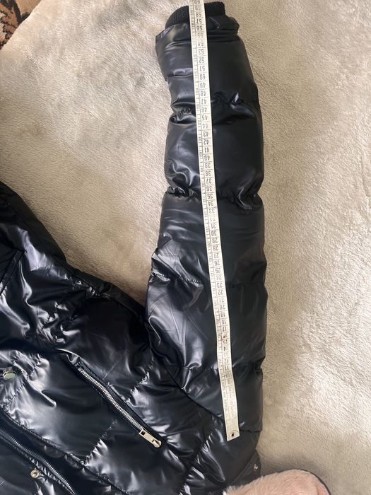 Продам дуже теплу зимову курточку на дівченку