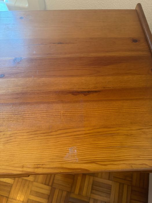 Secretária (madeira de pinho) c/ Entrega Incluída