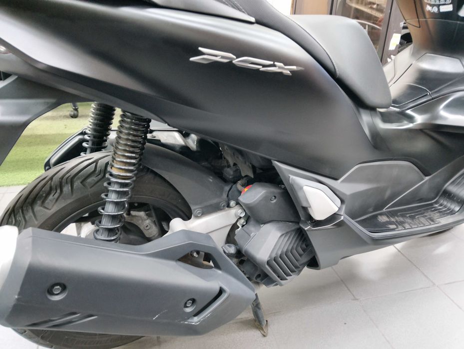 Honda PCX 125 de 2023 com 6800kms