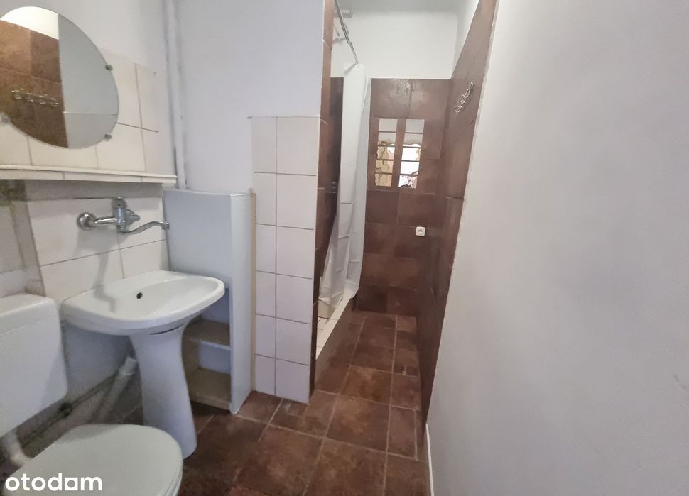Jasna i ciepła kawalerka, 23,72m2, blisko komunikacja miejska i sklepy