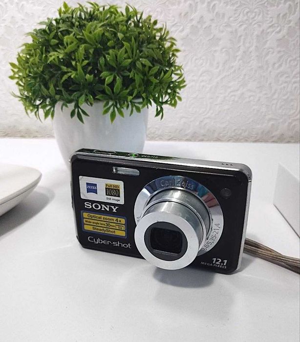 sony cyber shot 121 - купити цифрові фотокамери - Ціна на OLX.ua