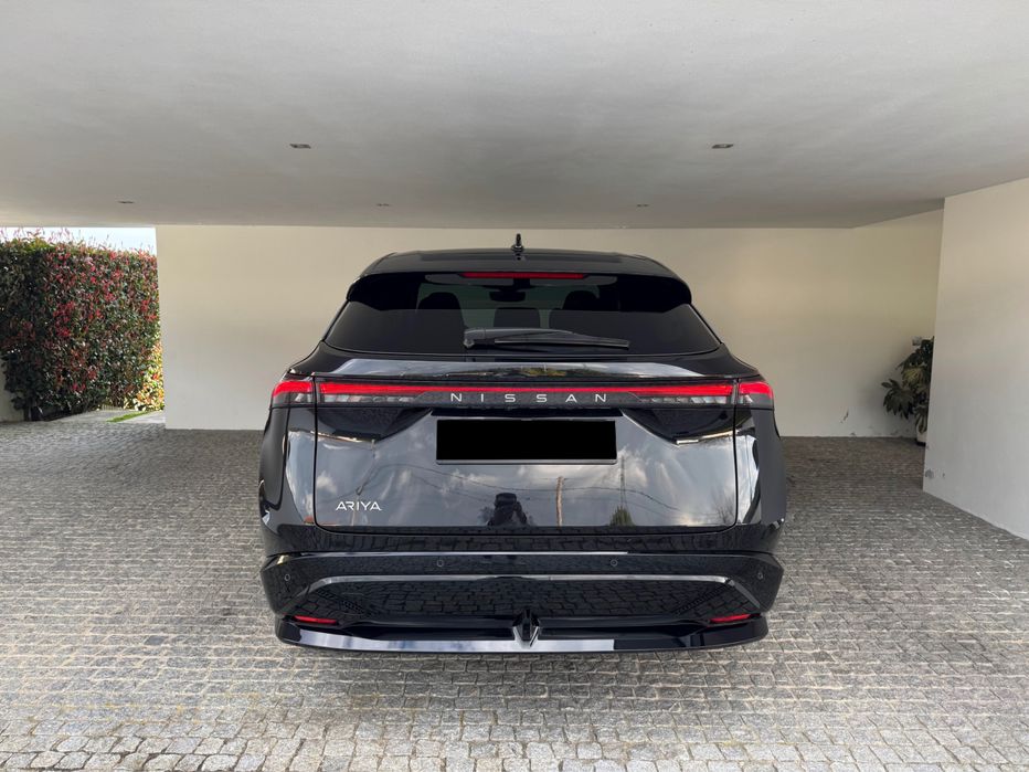 Nissan Ariya - full extras