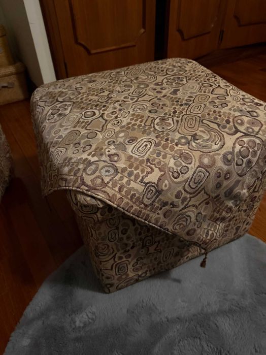 Poltrona com pufe/ottoman repousa pés