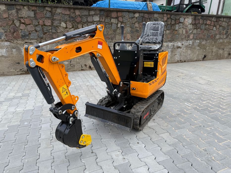 Minikoparka SDYC YCW-06 mała zgrabna