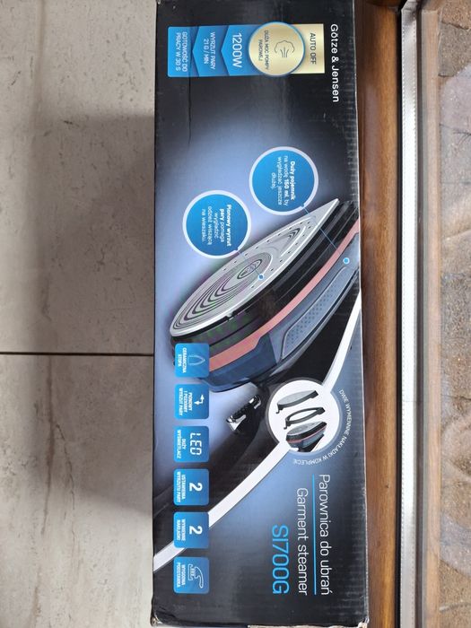 Parownica do ubrań  GÖTZE & JENSEN SI700G