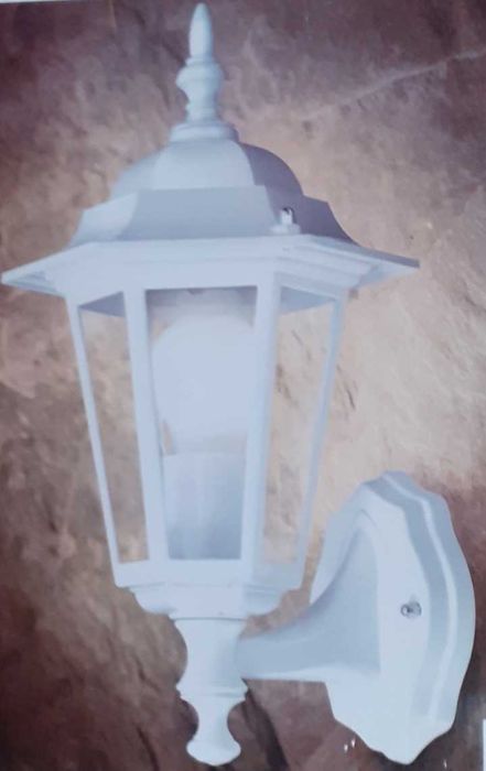 Lanterna de parede exterior, branca