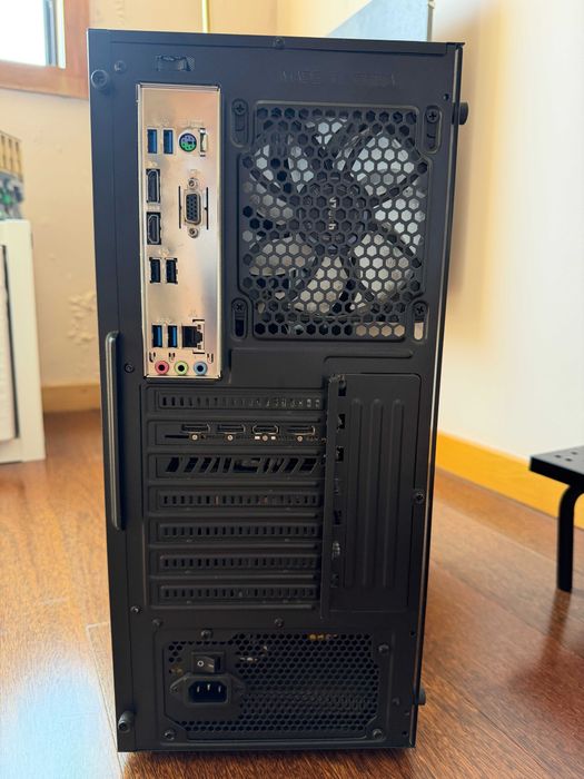 PC Gaming / Trabalho – AMD Ryzen 5 3600 | RX 6600 8GB | 48GB RAM | Windows 11 Pro