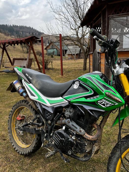 Продам сенке 250
