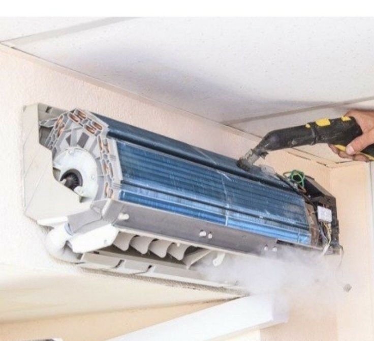 Кондиціонери: монтаж; чистка; дезінфекція; обслуговування.