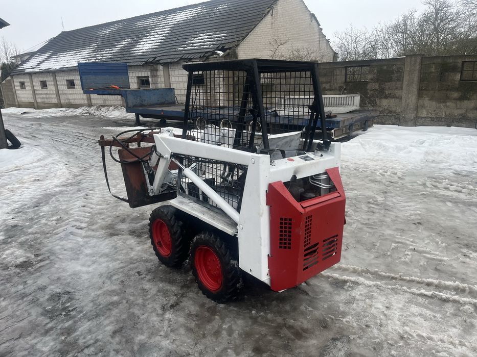Miniładowarka bobcat 300
