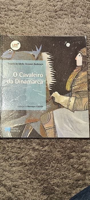 Varios livros crianças
