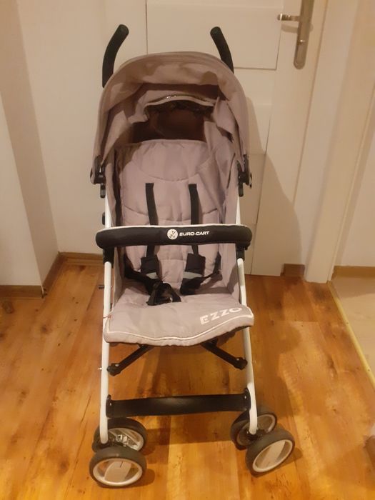 Wózek typu parasolka