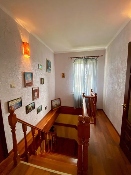 Продаж будинку в Борисполі, вул. Братуся — 322 м² на ділянці 6 соток