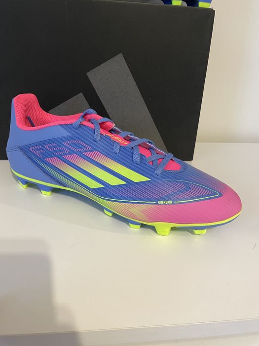 Sprzedam nowe korki adidasa r. 44 2/3 oryginalne