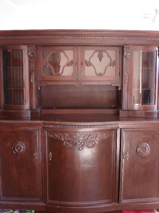 WYPRZEDAŻ. Zyskaj! Dębowy kredens kuchenny z pomocnikiem.